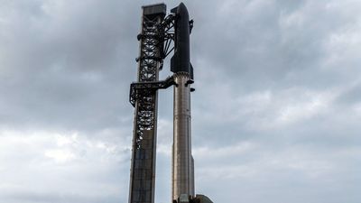 SpaceX will launch its 1st-ever Starship V3 megarocket today. The stakes couldn't be higher