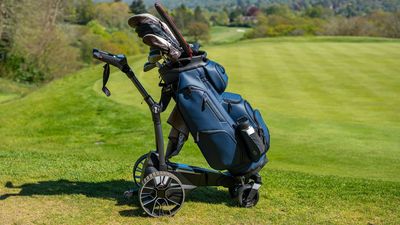 This Remote Golf Trolley Is Hundreds Cheaper Than Top Brands, But There’s A Noisy Catch