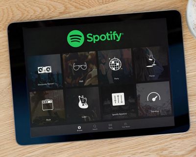 Spotify and Universal Music agree deal to let subscribers create AI remixes
