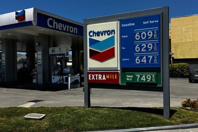 Newsom's office warns Californians to avoid Chevron this holiday weekend, citing high gas prices