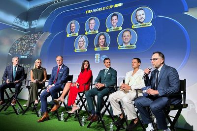 Alexi Lalas says US players citing World Cup pressure are a 'bunch of whiners'
