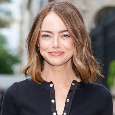 An It-Girl Cardigan Set Makes Emma Stone the Coziest Guest at Louis Vuitton's Cruise 2027 Show