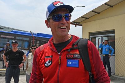 British climber extends his own Everest record with 20th ascent