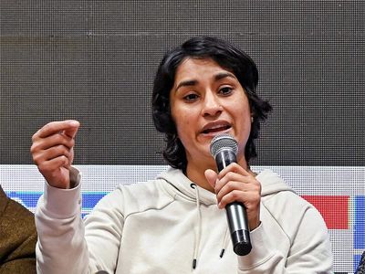 Vinesh Phogat case: Delhi HC pulls up Wrestling Federation of India, asks govt for expert panel to evaluate her case