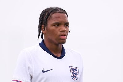 England name three replacements for Arsenal stars in travelling squad