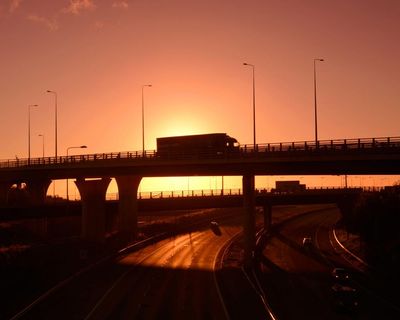 Britain braces for long, hot traffic queues amid extra border checks