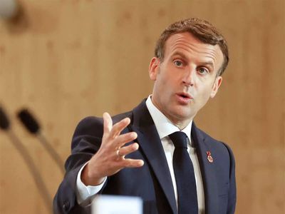 France's Macron announces €1.5 billion for quantum computing, advanced microchips