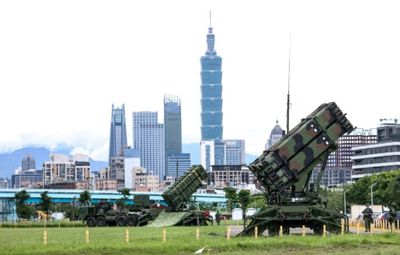 Taiwanese react to uncertainty over US arms sales