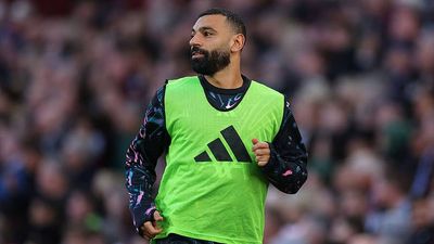 ‘Will He Play?’—Arne Slot Drops Fresh Mohamed Salah Hint After Brutal Social Media Comments