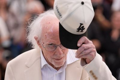 Bruce Dern takes a bow at the Cannes Film Festival with a new documentary on his life