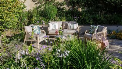 5 Outdoor Furniture Mistakes That Are Making Your Patio Look Cheap — And What to Do to Make It Feel 'Rich' Instead