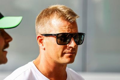 Kimi Raikkonen goes viral with blunt two-word response to throwback F1 post