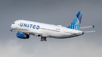 United Airlines passenger tried to open a plane door at 36,000 feet, but it’s what he did to another traveler that escalated everything
