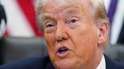 🔴 US and Iran are ‘getting a lot closer’ to finalising agreement, Trump says