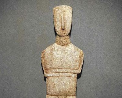 Fraudster trying to sell fake ancient statues to Sotheby’s foiled over bogus invoices