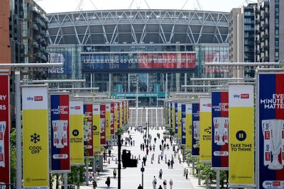 Hull and Middlesbrough set for Championship play-off final after spygate scandal
