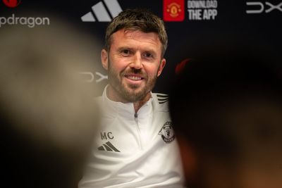 Manchester United to announce first Michael Carrick signing this week as priority 'deal agreed'