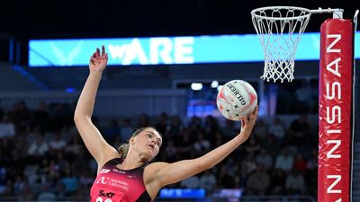 Thunderbirds torch Giants in netball record-breaker