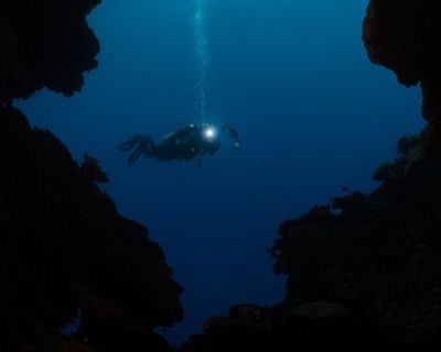 ‘If something goes wrong, you can’t simply surface’: Maldives tragedy shines light on dangers of cave diving