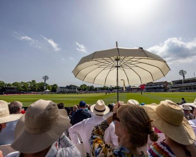 UK records hottest day of year as forecasters warn of more extreme heat