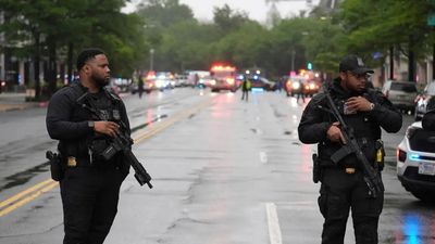 White House shooting scare latest updates: US secret service kills suspect near security checkpoint