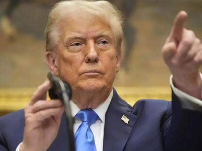 Trump says White House gunman had ‘violent history, possible obsession’ as Secret Service shoots attacker dead