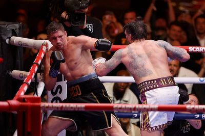 Oleksandr Usyk defends heavyweight crown with controversial Verhoeven stoppage