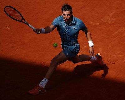 French Open 2026: Raducanu crashes out to Sierra; Zverev eases through on day one – as it happened