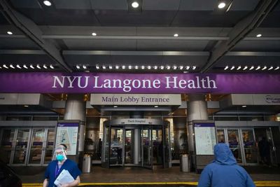 Kenneth Langone’s NYU gift helped make medical school tuition-free for future doctors