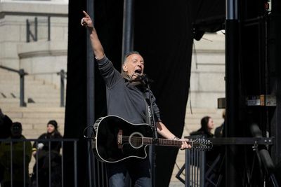Bruce Springsteen is a model for how celebrities should resist Trump