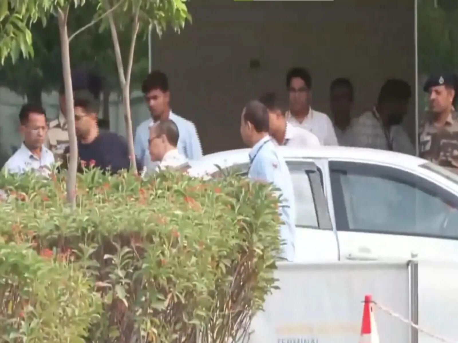 Twisha Sharma cremated after 2nd autopsy amid dowry death probe | Quick Digest