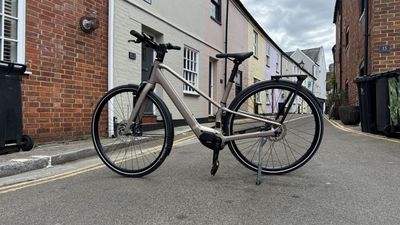 Orbea Carpe 10 review: A stylish inner-city ebike with a few neat tricks for easy storage