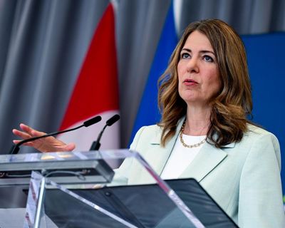 Echoes of Brexit as Alberta blunders towards vote on separation from Canada