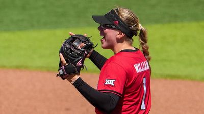 How Mia Williams—Daughter of Former NBA Player Jason Williams—Became the NCAA Softball Tournament’s Main Character