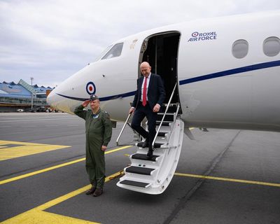 GPS jammed on RAF jet carrying UK defence secretary close to Russian border