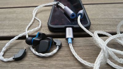 I gave up my Bluetooth earbuds and went wired for three weeks. Here's what happened