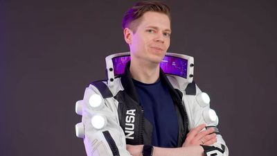 Cyberpunk 2077 cosplay jacket features a $1,200 flexible OLED collar that you can game on with a Steam Controller — dual Raspberry Pi 4s power the wearable tech