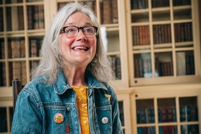 Sophie Thompson reads Wendy Cope’s ‘The Orange’ in honour of three ‘extraordinary’ greengrocers