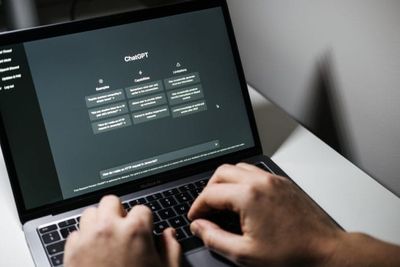 ChatGPT-Generated Chat Logs Are Now Admissible: How Police Are Using AI Conversations Against Suspects