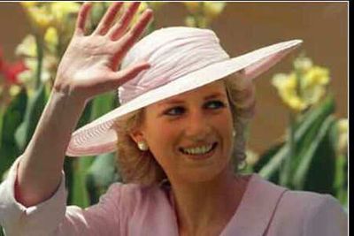 Why Princess Diana’s walk through an Angolan minefield shocked the world