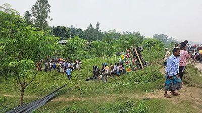 Truck overturns in central Bangladesh, killing at least 15 people and injuring 10
