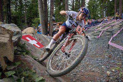 'That crash scared me' – Evie Richards resting up after hard fall at Nové Město Mountain Bike World Cup