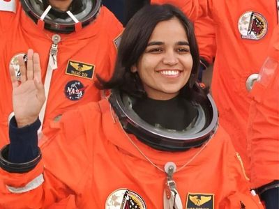 Quote of the day by the lady who touched the stars, Kalpana Chawla: “The path from dreams to success does exist. May you have the vision to find it, the courage to...” Learn a timeless lesson on dreams, courage, perseverance, success mindset, ambition, hard work, and never giving up