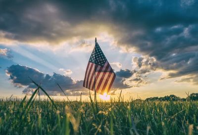Are Starbucks, Walmart and Target Open for Business on Memorial Day 2026?
