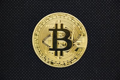 Bitcoin Holds Near $77,000 As Easing U.S.-Iran Tensions Boost Market Sentiment