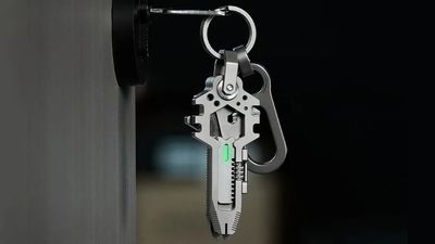 Looks like a key but hides 20 tools in its tiny Titanium casing – this multitool is selling fast