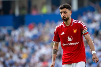 Manchester United make Bruno Fernandes transfer decision as 'release clause revealed'