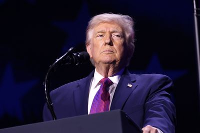 Trump Bans American Disease Specialists From Speaking to WHO Despite Deadly Ebola Outbreak