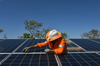 Power bills to fall by up to 10% from July as renewables and batteries soar across Australia