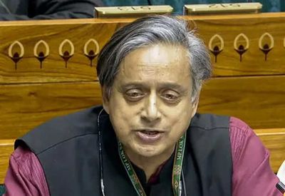 Why Shashi Tharoor Suddenly Praised Modi’s Maldives Move